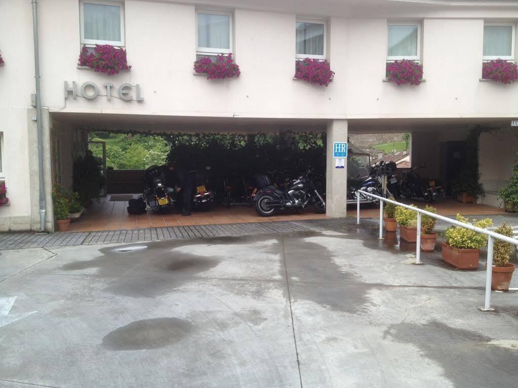 סנטיאגו דה קומפוסטלה Hotel Parking Miradoiro De Belvis מראה חיצוני תמונה
